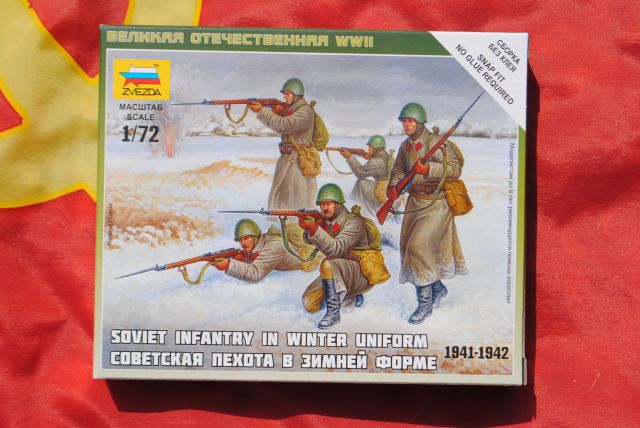 Zvezda 6197 Soviet Infantry in Winter Uniform 